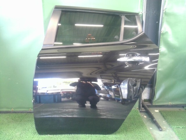 リーフ ZAA-ZE1 左リアドア 左Rドア KH3 H210A-5SKMA拍卖