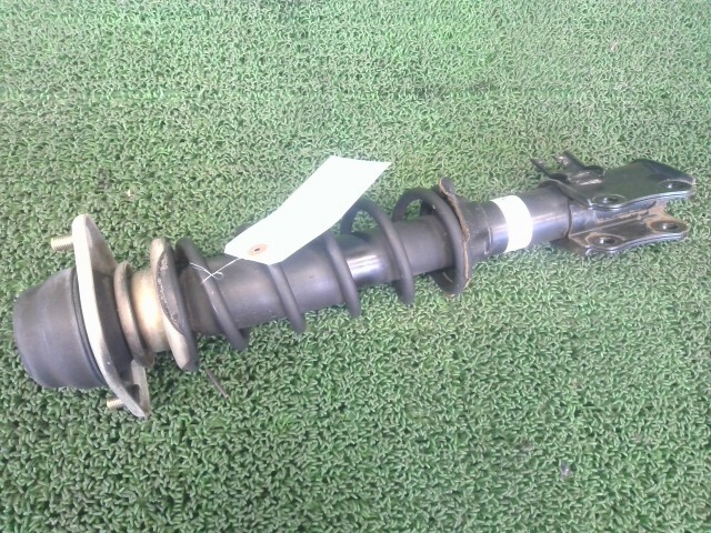 キャリィ LE-DA63T 左フロントストラット 左F 26U 41602-67H00拍卖