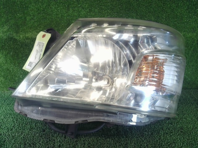 NV350キャラバン LDF-VW6E26 左ヘッドランプ QM1 H021 26060-3XA0C拍卖