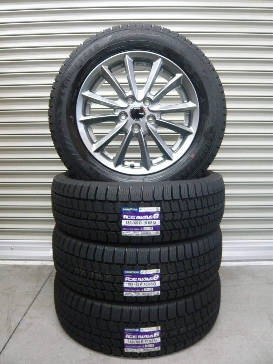 グッドイヤーアイスナビ8☆185/65R15☆新品4本☆スタッドレスセット☆新型シエンタ・シエンタ・プリウス拍卖