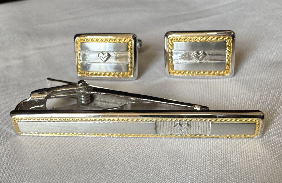 ネクタイピン カフス セット コンビカラー拍卖