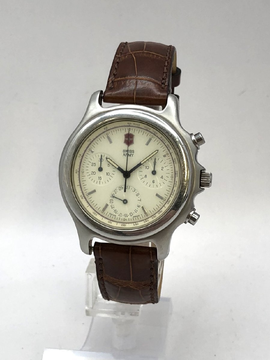 SWISS ARMY/スイスアーミー/0758/クロノグラフ/白文字盤/シルバーカラー/クォーツ/メンズ腕時計/ジャンク/H071拍卖