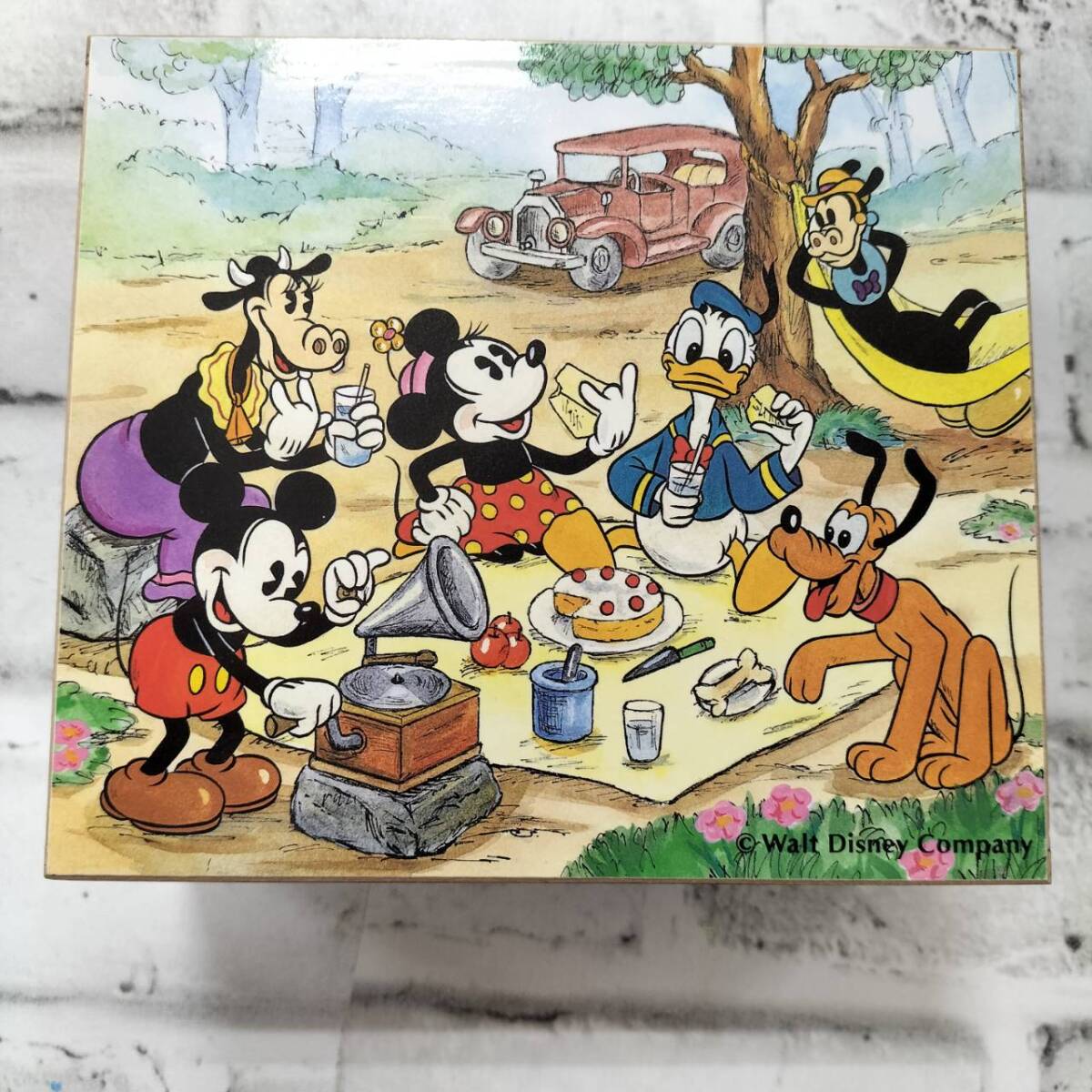 ディズニー オルゴール ジュエリーケース DISNEY イッツ・ア・スモールワールド 【26404拍卖