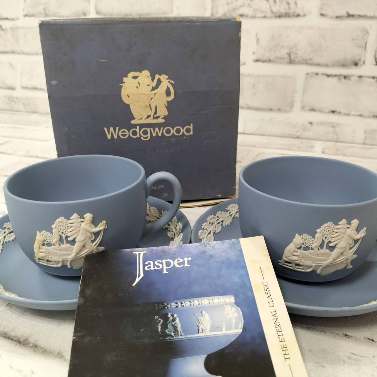Wedgwood ウェッジウッド ペールブルー カップ&ソーサー 2客セット クリスマス 【26452拍卖