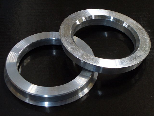 ハンドルブレ対策 ツバ付 ハブリング 変換リング 2個 ハブ径54mm車 トヨタ 外径75mm(74.9mm)→内径54mm(54.1mm)拍卖