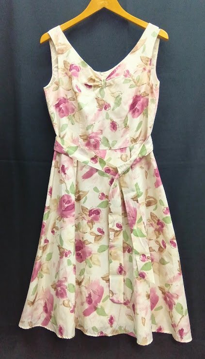ローラアシュレイ☆LAURA ASHLEY 花柄 ノースリーブ ワンピース 11号/L クリーム/ピンク系 水彩画調 シルク/コットン拍卖