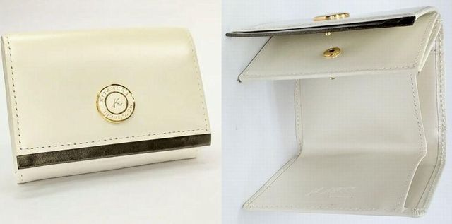 未使用!Kitamura/キタムラ☆レザー・三折財布 ミニ財布 パールホワイト NH0799 Kロゴボタン 箱なし 美品【新品】拍卖