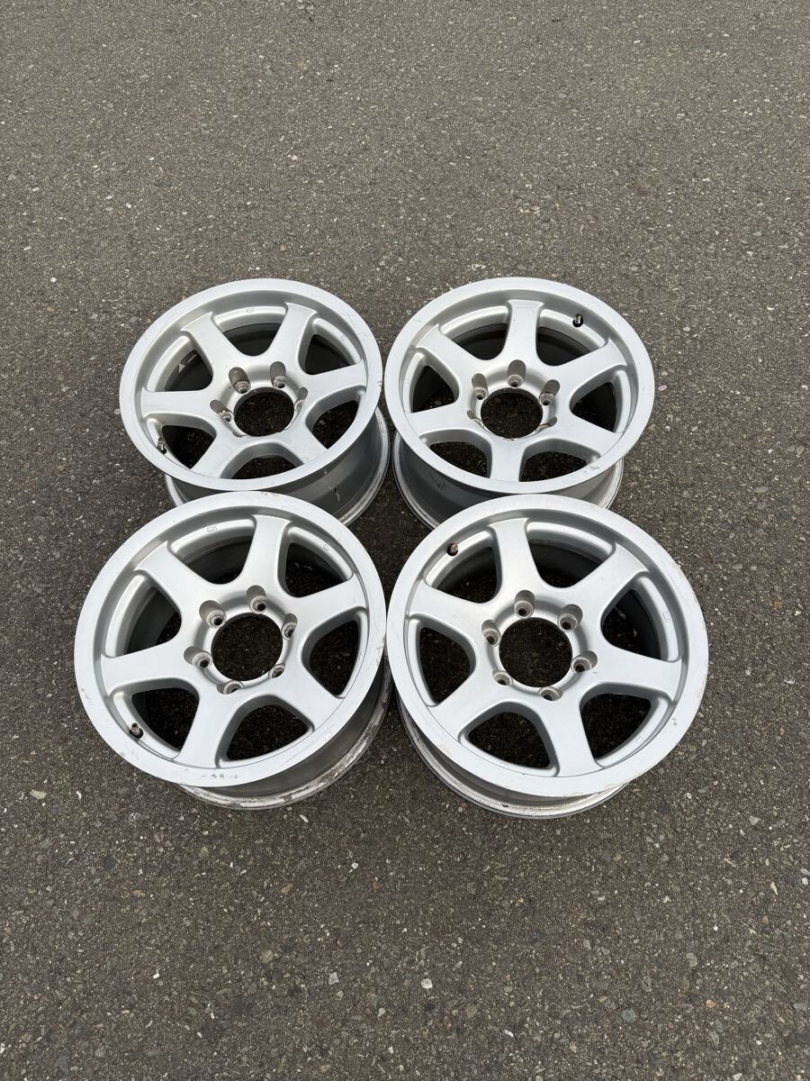 中古アルミホイール4本セット 16インチ 8J 6穴PCD114.3オフセット+0 BS 拍卖