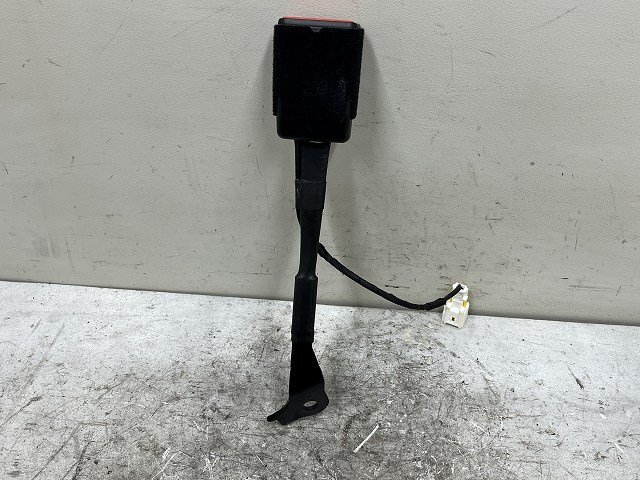 プジョー 308SW ブルーHDi T9 2019年 T9WYH01 左フロント シートベルトキャッチ (在庫No:526083) (7729)拍卖