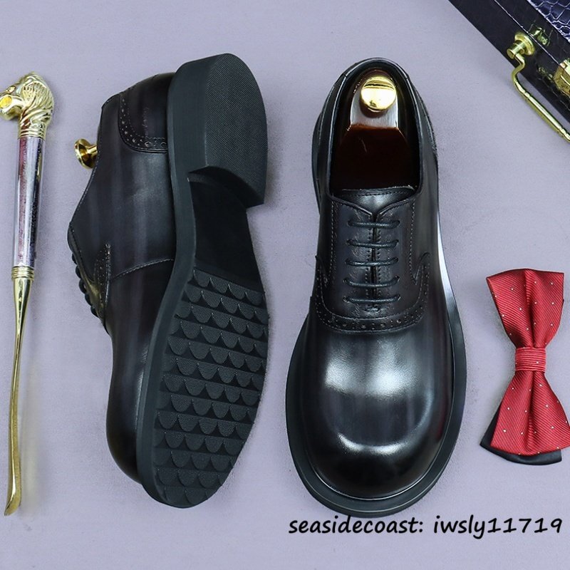 最上級◆定価10万 本革 ビジネスシューズ メンズ 本牛革 レザーシューズ 職人手作り 彫り 紳士靴 厚底 イギリス風 冠婚葬祭 グレー 26.0cm拍卖