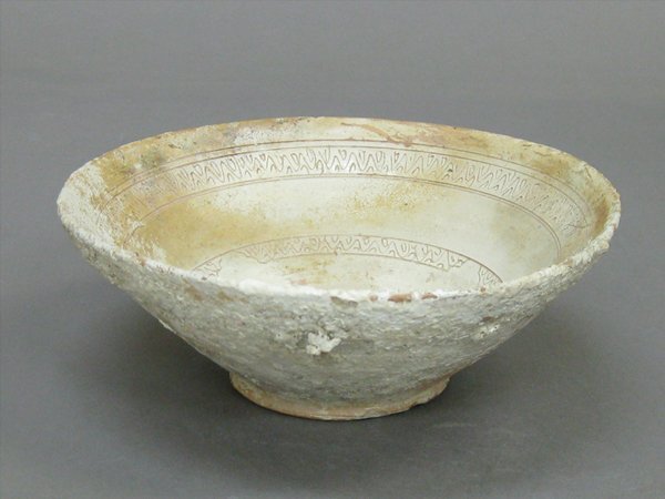 【心庵】東ローマ帝国 12世紀 ビザンチン古陶 茎根彫 鉢 海揚り 付箱 B457拍卖