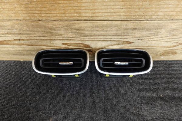 プリウス【PHV】 ZVW52 エアコン吹き出し口左右拍卖