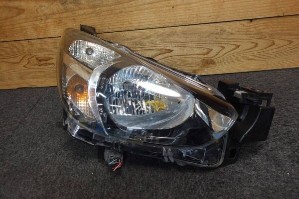 デミオ DJ5AS 右フロントライト 【KOITO100-18368】 76,000km拍卖