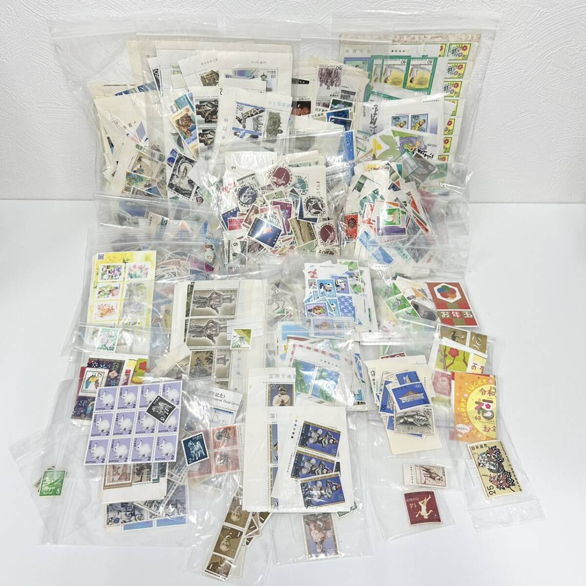 未使用 切手 バラ まとめ 額面182674円 日本郵便 記念切手 普通切手 お年玉切手 コレクター コレクション 昭和 日本切手拍卖