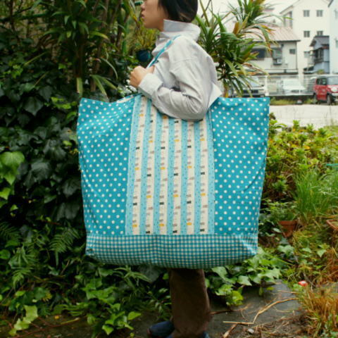 入学、入園!2900円釣り猫エメラルドドット【特大】お昼寝布団バッグ拍卖