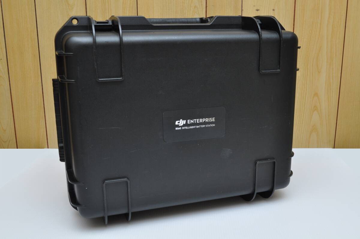 良品! DJI MATRICE 300 シリーズ PART06 BS60 バッテリーステーション 300 / 350 RTK ドローン 充電器 チャージャー拍卖