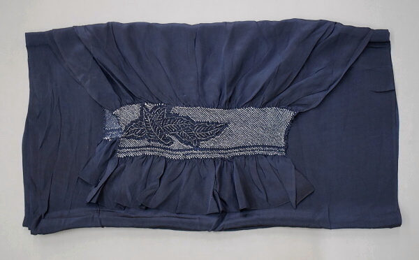 A19-29【凛々】即決 中古品 正絹 男物 端絞り 兵児帯 紺 葉拍卖