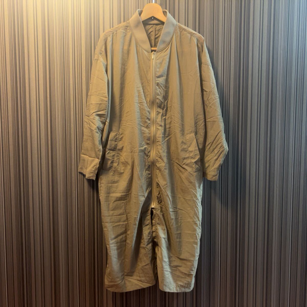 【美品】Valman★バルマン 薄手ロングジャケット ロングシャツ ブラウン系 Mサイズ〜Lサイズ程度 フロントジップ ナイロン系 拍卖