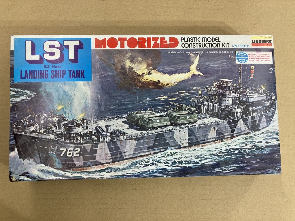LST 上陸揚陸艦 1/245 リンドバーグ 未組立拍卖
