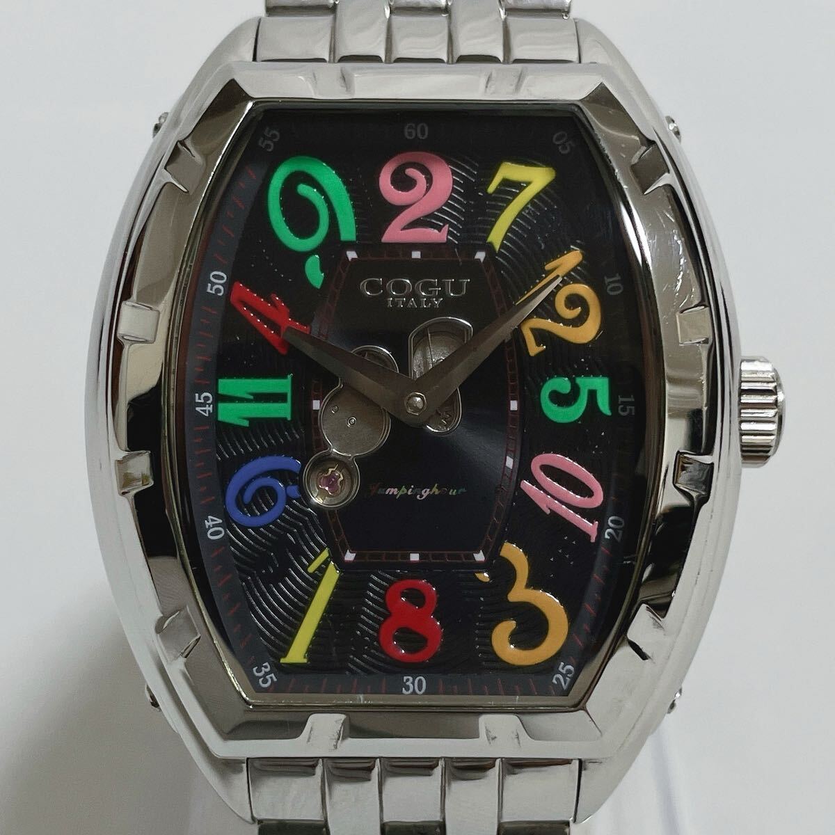 美品 稼働品 COGU コグ ITALY ジャンピングアワー 22石 自動巻/AT メンズ腕時計 裏スケ 黒文字盤 トノー型 シルバー系拍卖