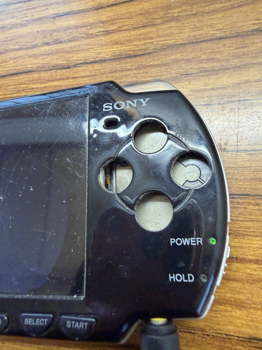 SONY プレイステーションポータブル PSP-2000 通電済み現状品ジャンク拍卖