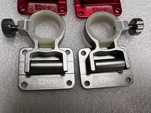 これは便利!折り畳み式、パイプホルダー2個/1セット・シルバーカラー・送料は600円拍卖