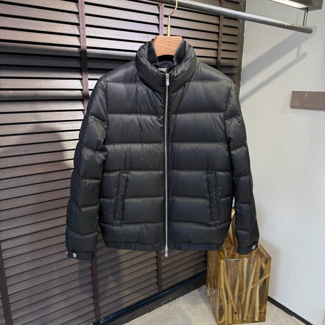 ブラックL★送料無料★ブルネロクチネリ★メンズ ダウンジャケット, スタンドカラー, 90%ホワイトダックダウン, 防風防水拍卖