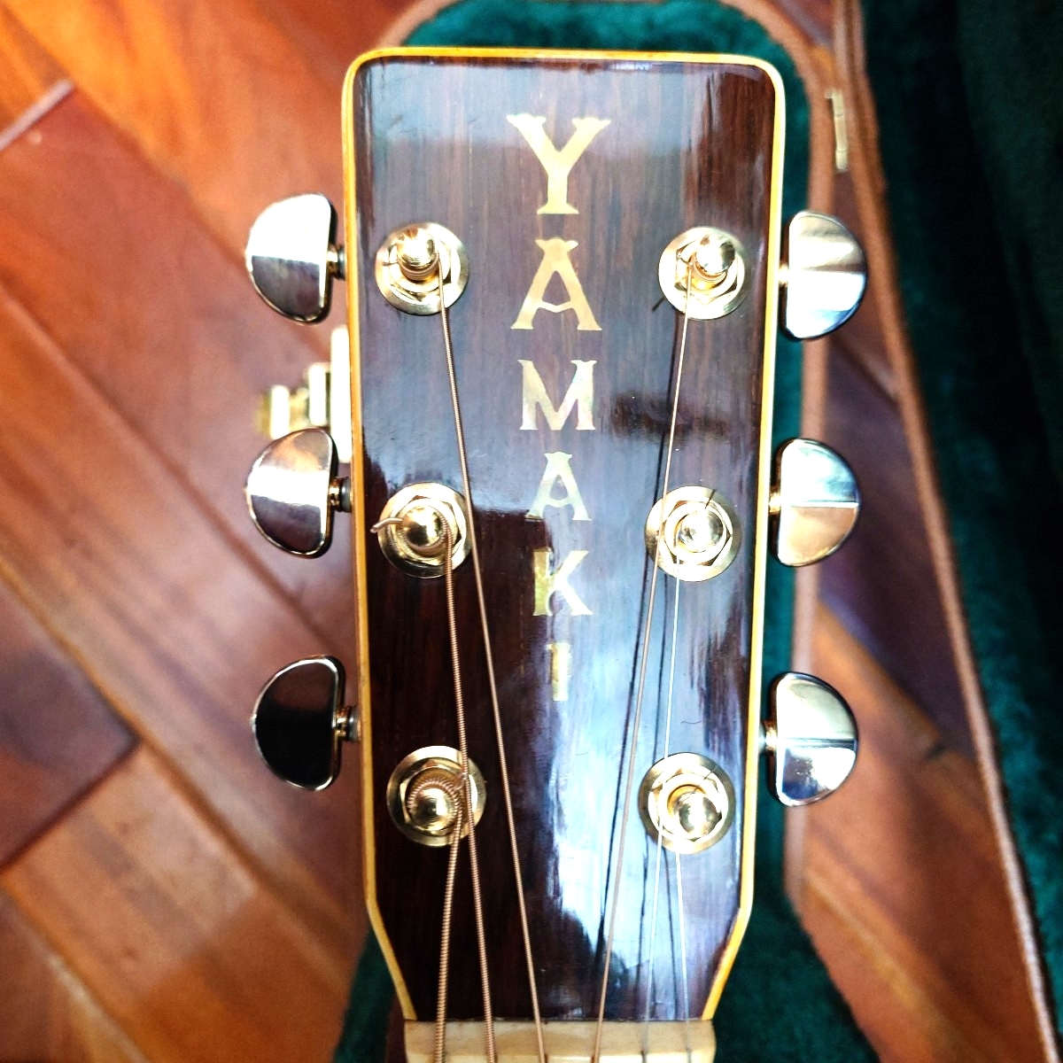 ヤマキ180 貴重ハカランダ単板1970年台 年式の割に綺麗 音量あるハカランダ単板の鳴り 工房メインテ調整済 ペグ交換グロ―バ―G 新品ケ―ス拍卖
