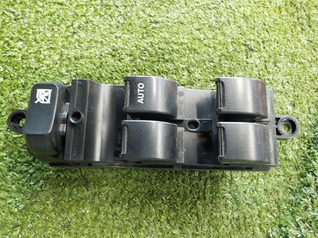 デリカD2 MB15S パワーウインドウスイッチ マスタースイッチ拍卖