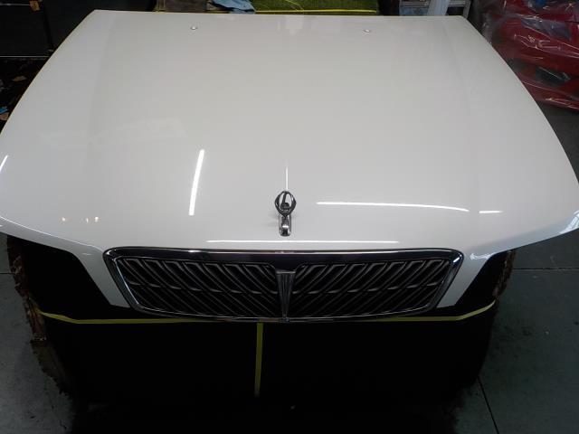 ローレル GC35 ボンネットフード QT1/パールホワイト【個人宅宛発送不可】拍卖