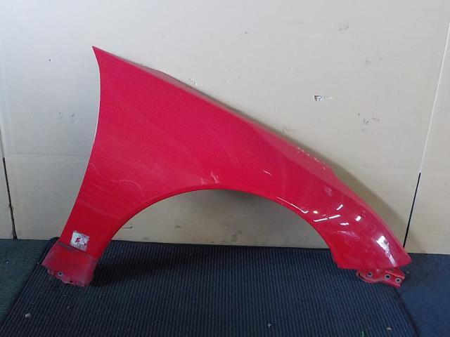 セリカ ZZT230 右フロントフェンダー 3P0/赤 塗装劣化【個人宅宛発送不可】拍卖