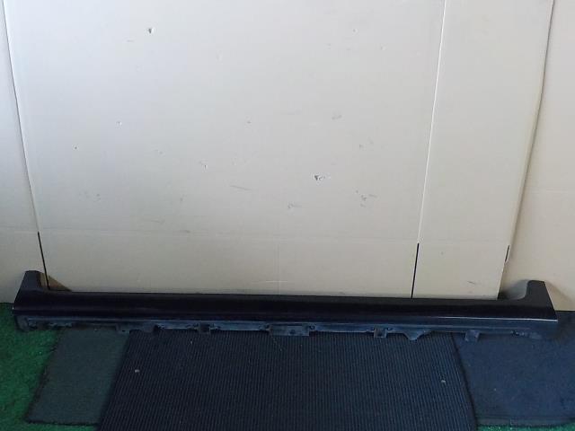 キューブ Z12 右サイドスポイラー L50/茶【個人宅宛発送不可】拍卖