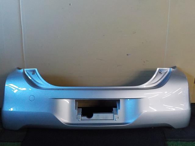 パッソ NGC30 リアバンパー S28/銀【個人宅宛発送不可】拍卖