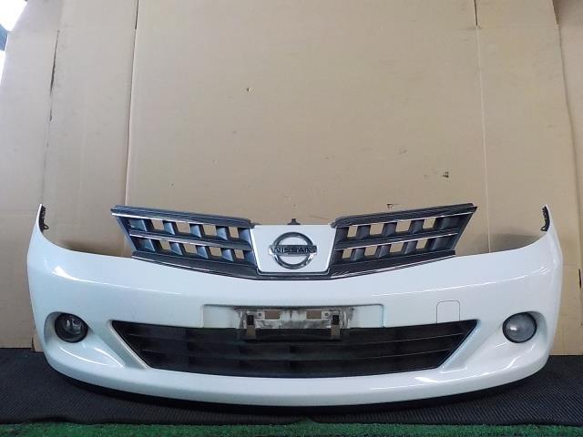 ティーダ C11 フロントバンパー QX1/パールホワイト【個人宅宛発送不可】拍卖