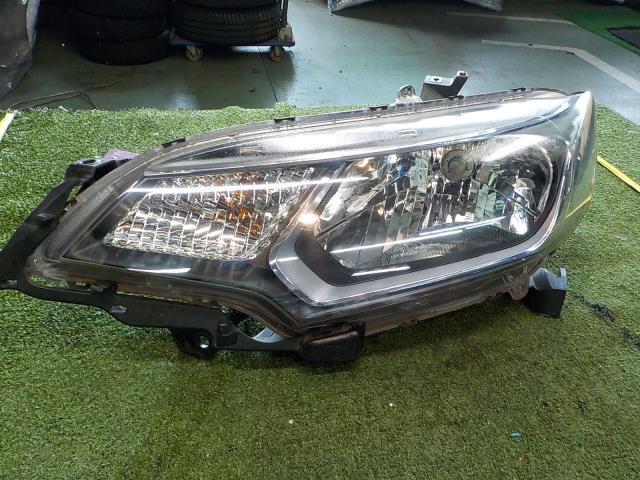 フィット ハイブリッド GP5 左ヘッドランプASSY ハロゲン【個人宅宛発送不可】拍卖