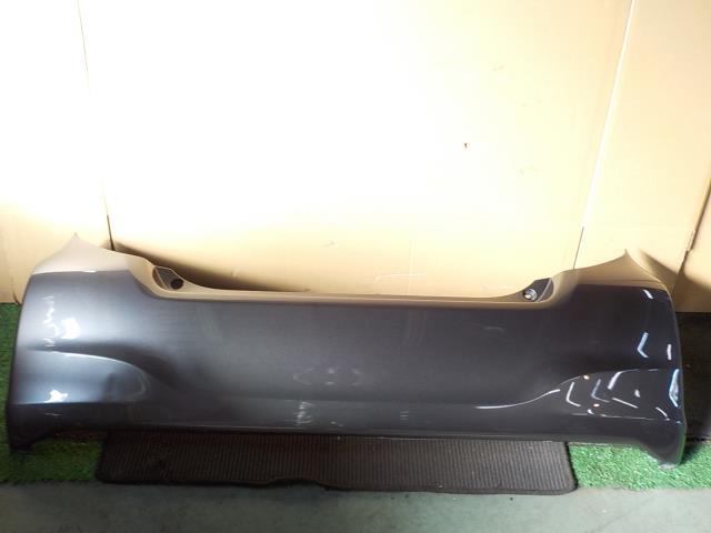 ヴィッツ KSP130 リアバンパー 1G3/グレー【個人宅宛発送不可】拍卖