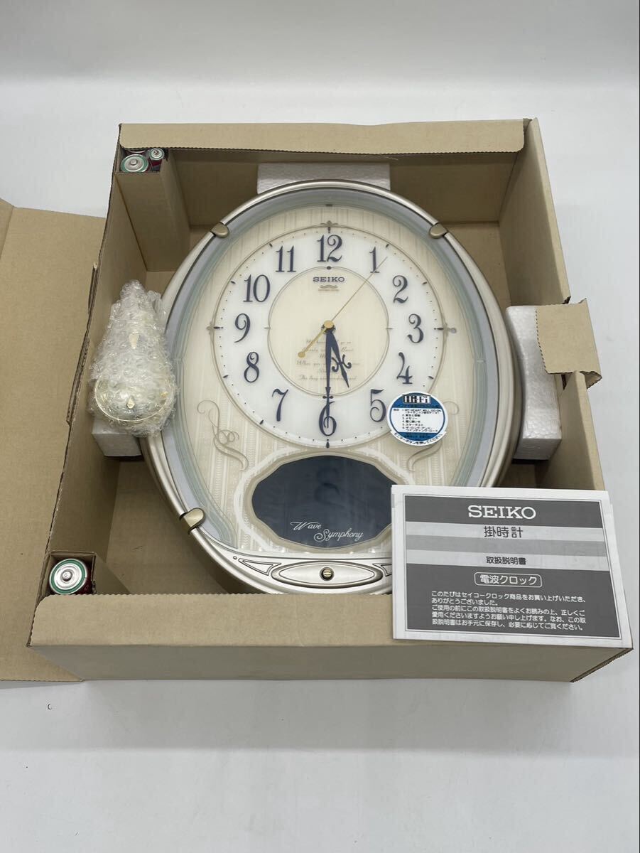 【い-10-72】120 未使用 SEIKO ウェーブシンフォニー 振り子 電波時計 AM222S メロディ時計 柱時計 掛け時計 取説/元箱付き拍卖