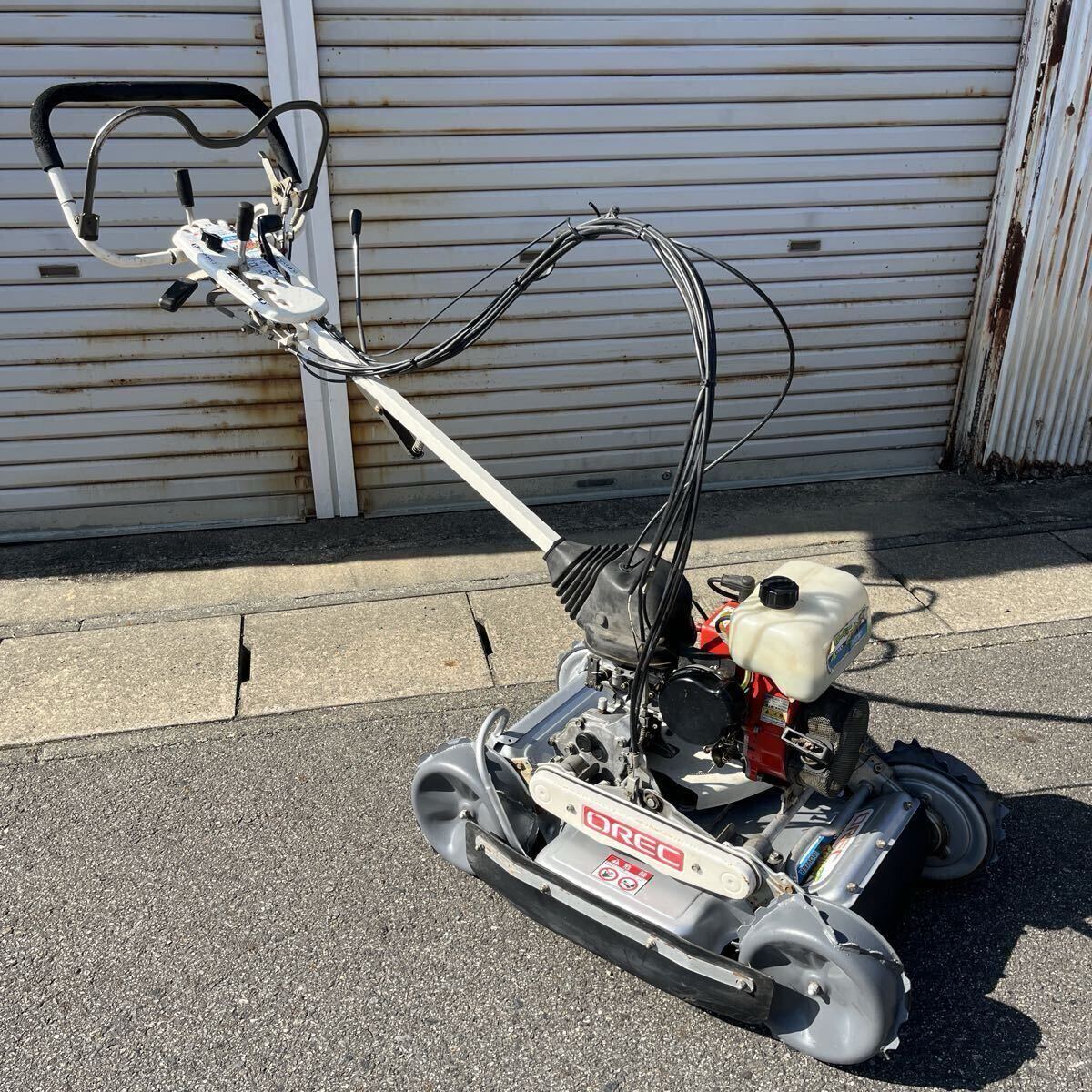 愛知県刈谷市発 オーレック SP850A スパイダーモア 4WD 刈刃新品 あぜ草 畔 草刈機 刈払機 OREC拍卖