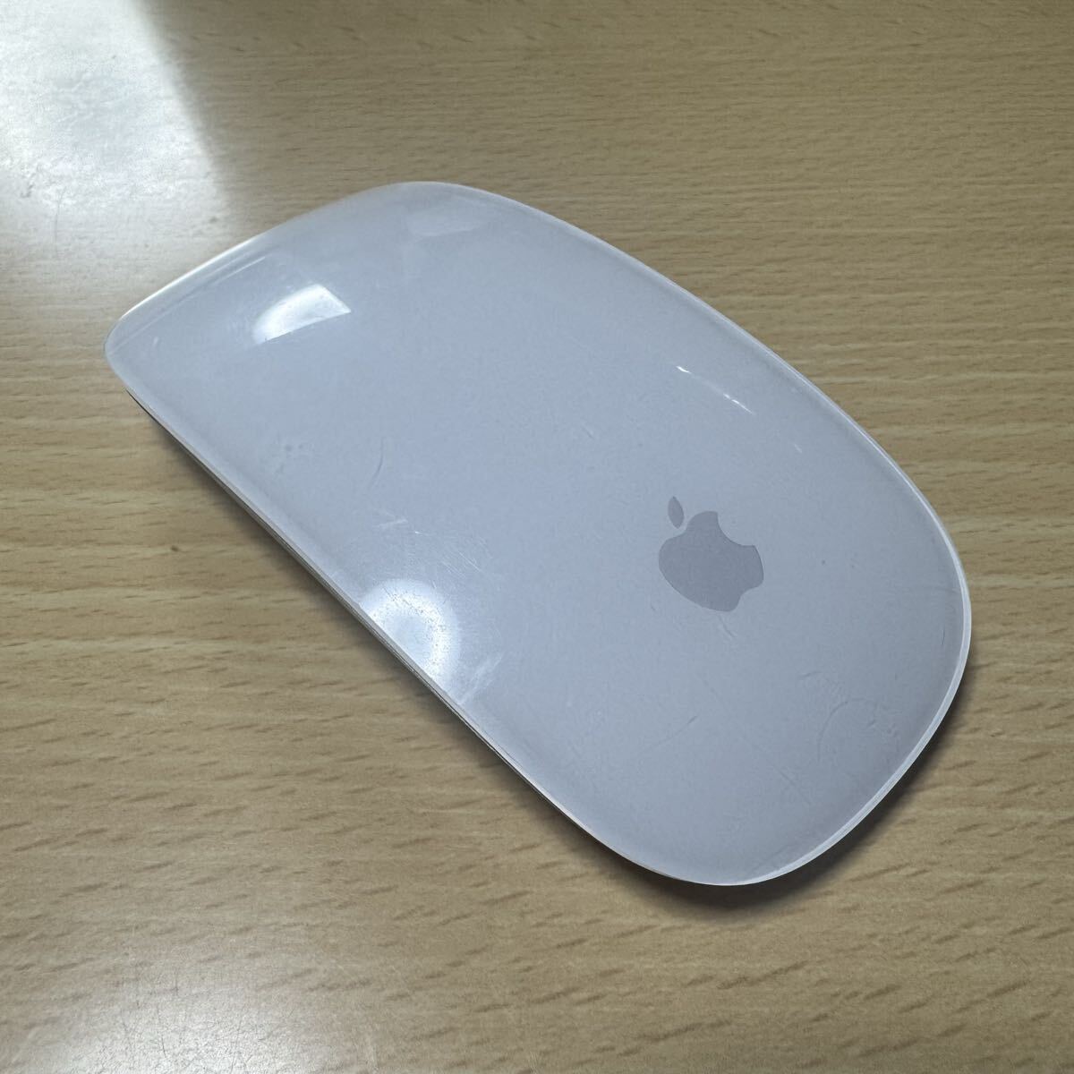 Apple Magic Mouse2 A1657 MLA02J/A ホワイト 通電動作確認済み 2拍卖