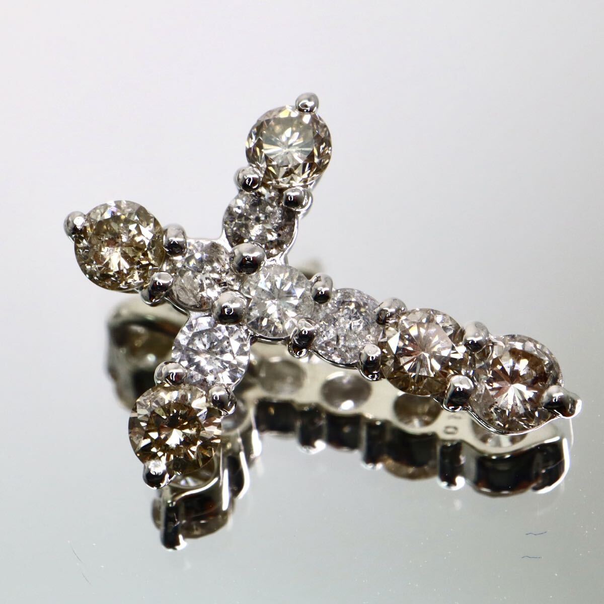 Pt900!!1.00ct!!◆クロスモチーフ天然ダイヤモンドペンダントトップ◆N 約2.3g diamond necklace jewelry ジュエリー ネックレス EC1/ X658拍卖