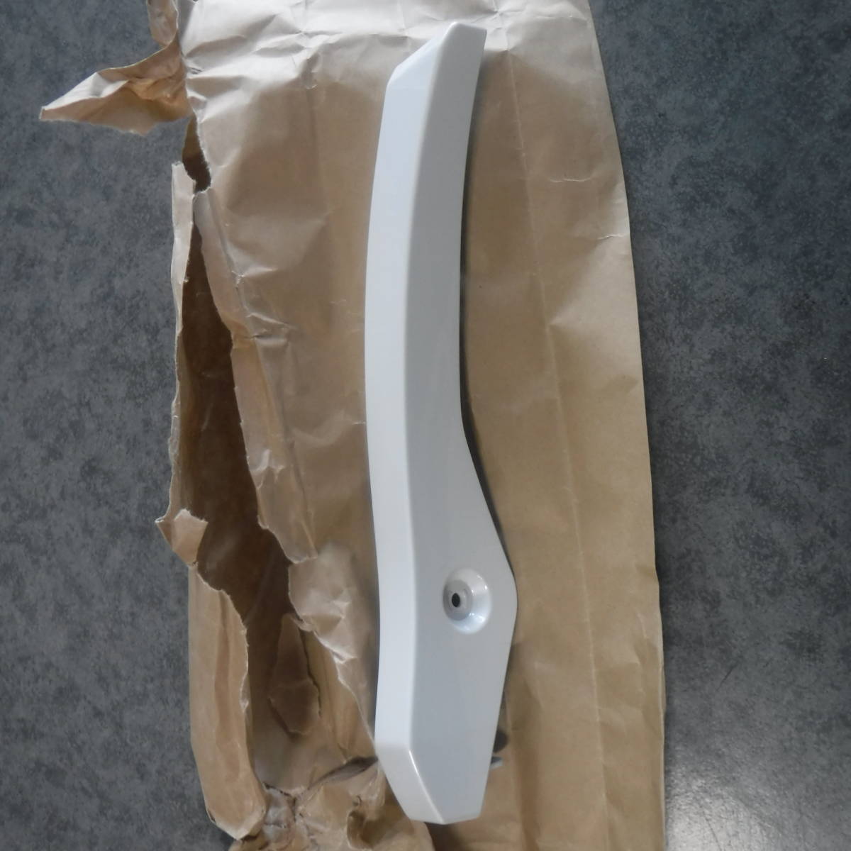 ノアZRR80WヴォクシーZRR85W左リア クォーター パネル76908-28100-A0クウォーター モール新品ガーニッシュ070リヤ クオーター マッドガード拍卖