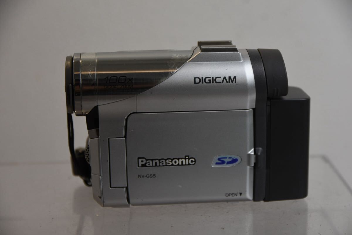 デジタルビデオカメラ Panasonic パナソニック NV-GS5 251031W10拍卖