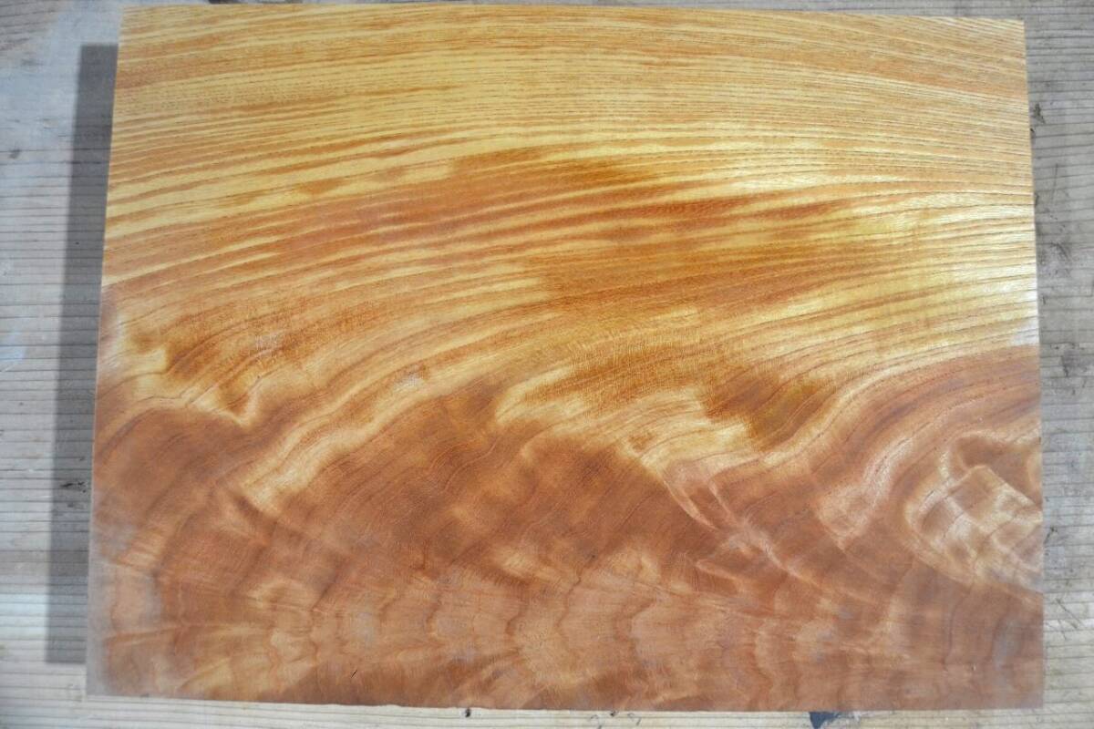 長33*幅24*厚1.8 ケヤキ3の木材木工材,一枚板DIY銘木花台 プレート まな板 杢 欅拍卖
