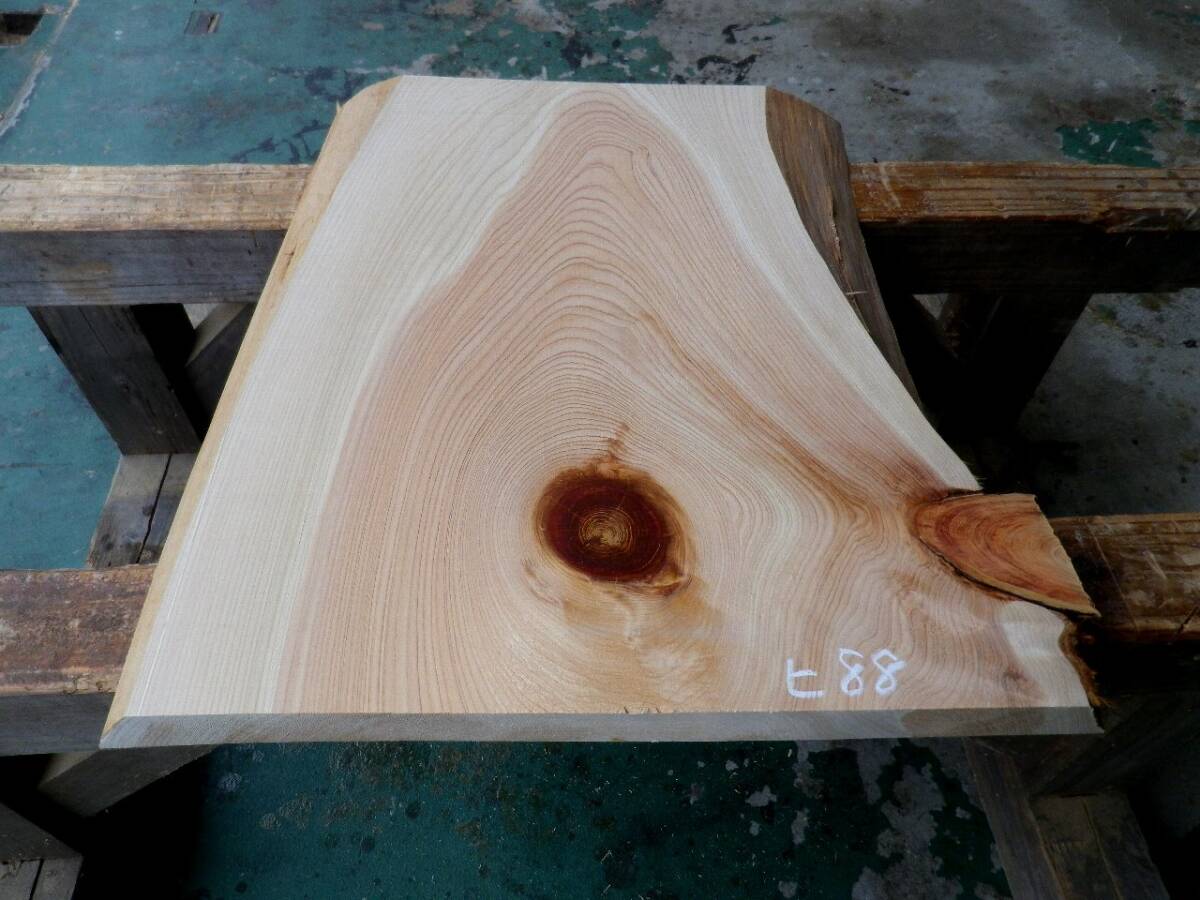 長59*幅33-50*厚4 桧88の木材木工材,一枚板自然木無垢材DIY テーブル天板 ヒノキ拍卖