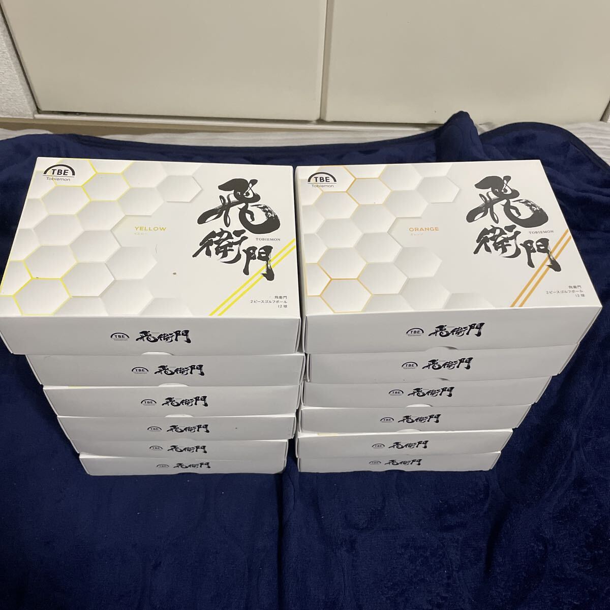 新品未使用 トビエモン 飛衛門 ゴルフボール 12ダース 144球入 イエロー オレンジ拍卖
