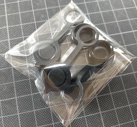 價【新品送料込 4個セット】電動リール コード・バッテリー用 コネクターキャップ シマノ・ダイワ共通 2ピン用 約12mm 代替品 ゴム製拍卖