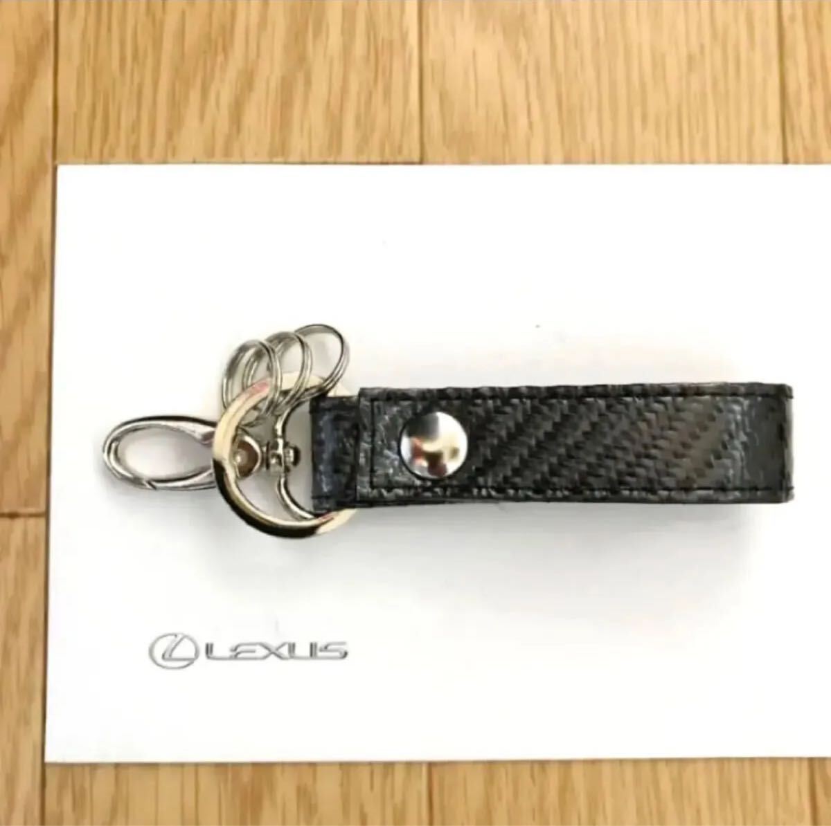 ■新品未使用■ 希少!レクサス LEXUS 純正『本革製キーホルダー』ループ カーボン調 送料無料!拍卖