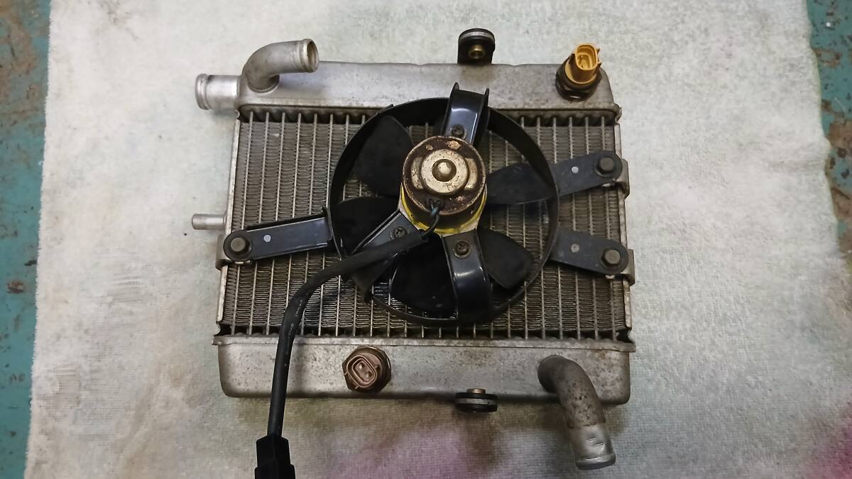 ヤマハ・マジェスティ250(SG03J)用・純正ラジエター&ファン拍卖