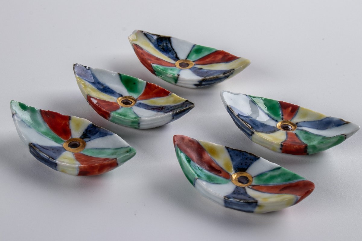 【うつわ】 須田菁華 色絵風船箸置 5客 共箱 F109 古美術 骨董 古玩 茶道具 日本料理 料亭 懐石拍卖