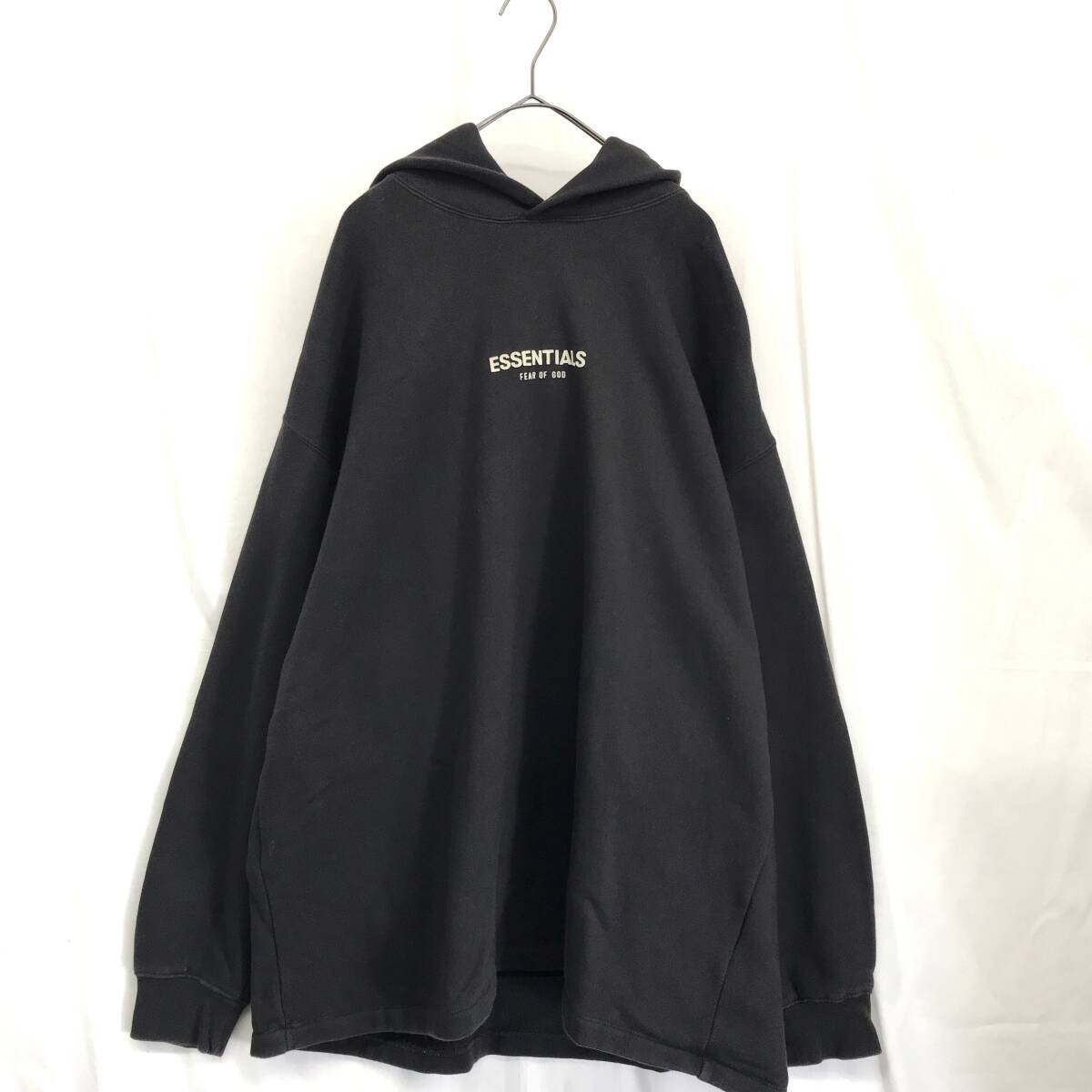 KZ8797★ESSENTIALS FEAR OF GOD : 裏起毛 プルオーバーパーカー★M★グレー ロゴ オーバーサイズ FOG拍卖
